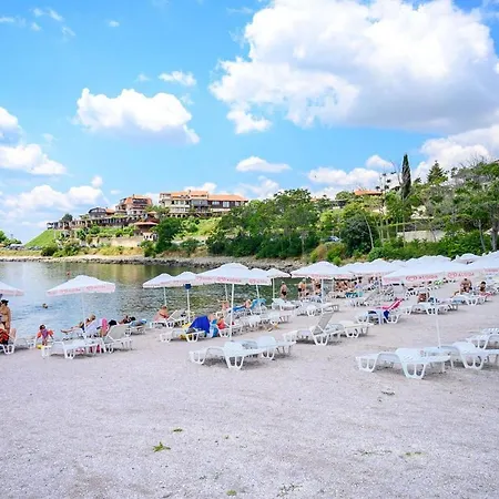 Effect Boutique Azzura - Adults Only 3*