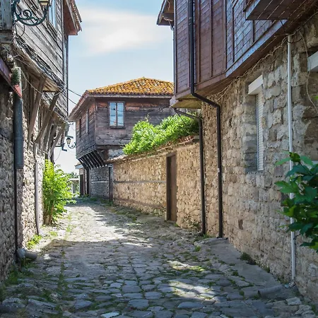 Effect Boutique Azzura - Adults Only Self Check-in Gasthof Nessebar