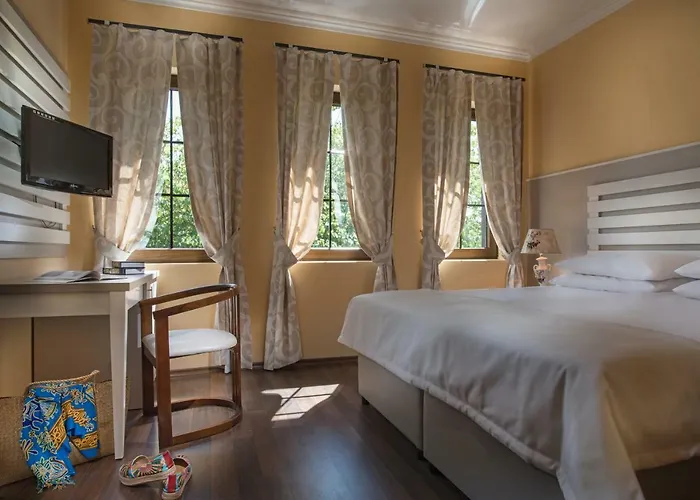 Πανσιόν Effect Boutique Azzura - Adults Only Νεσέμπαρ