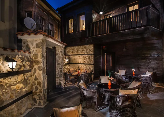 Πανσιόν Effect Boutique Azzura - Adults Only 3*