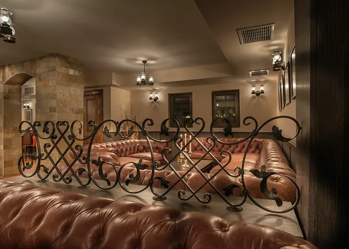 Effect Boutique Azzura - Adults Only Νεσέμπαρ